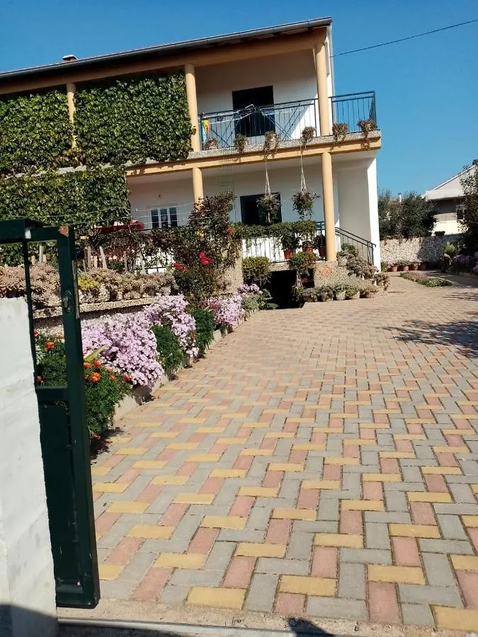 Three Bedroom Apartment Niko Zadar Croatia