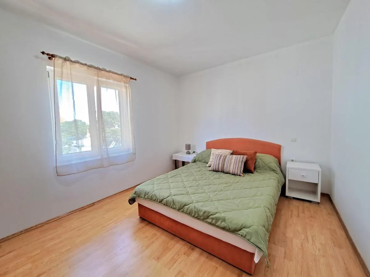 Three Bedroom Apartment Niko Zadar 0*,  Croatia